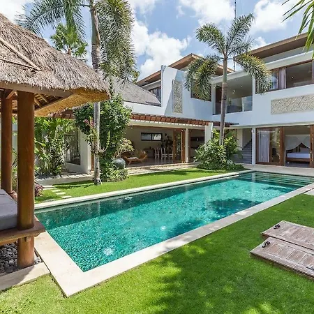 Villa Eight Senses